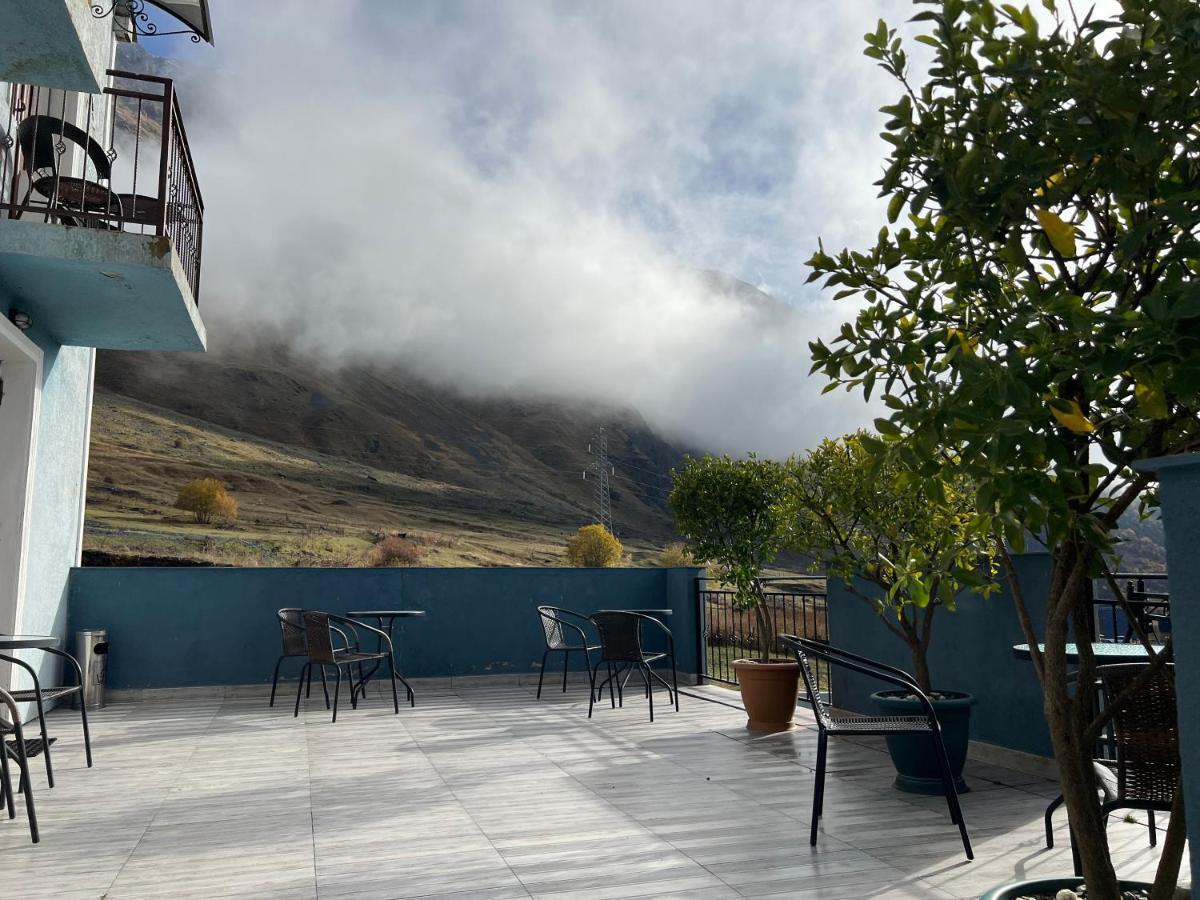 Hotel Up Kazbegi Exterior foto