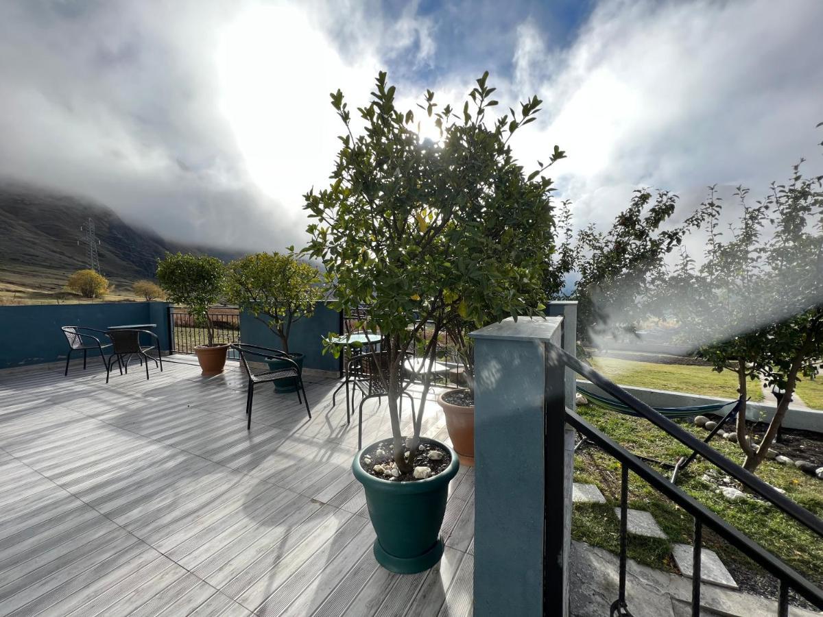 Hotel Up Kazbegi Exterior foto