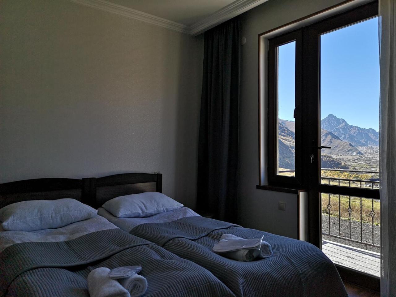 Hotel Up Kazbegi Exterior foto