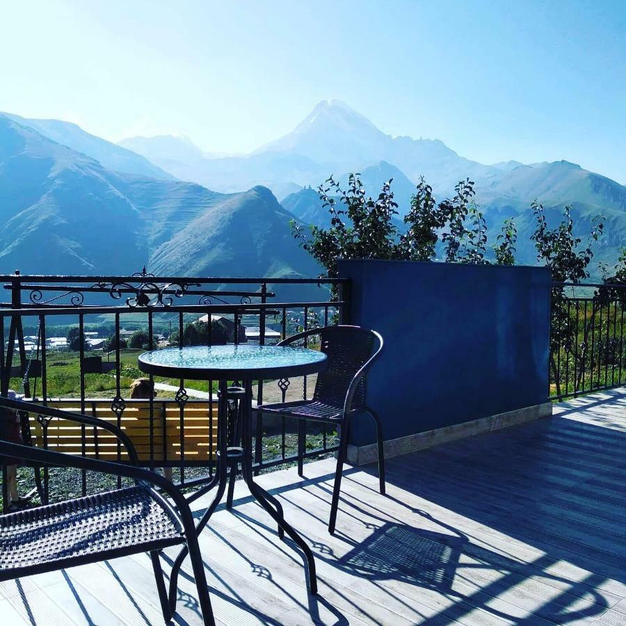 Hotel Up Kazbegi Exterior foto